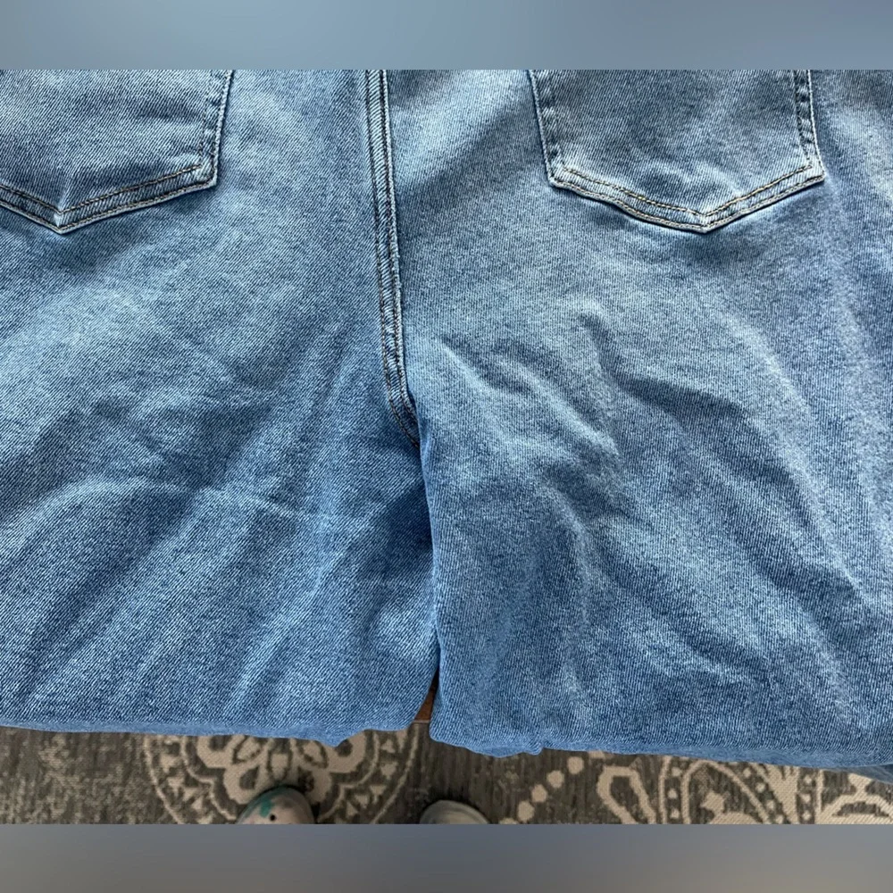 Plus Boyfriend Jeans - Picture 8 of 11